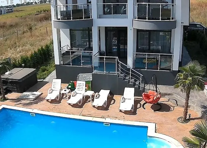 Луксозна вила Captain Niko *